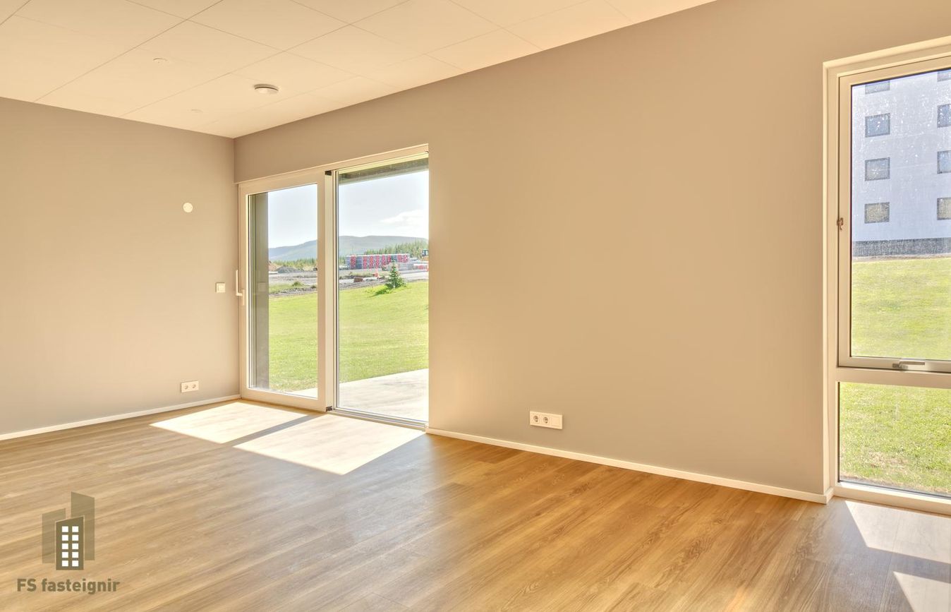 Lækjarmói 8, 603 Akureyri