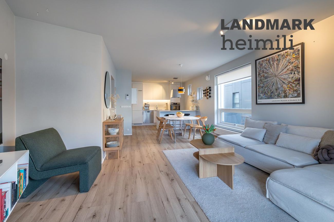 Hafnarbraut 12F, 200 Kópavogur
