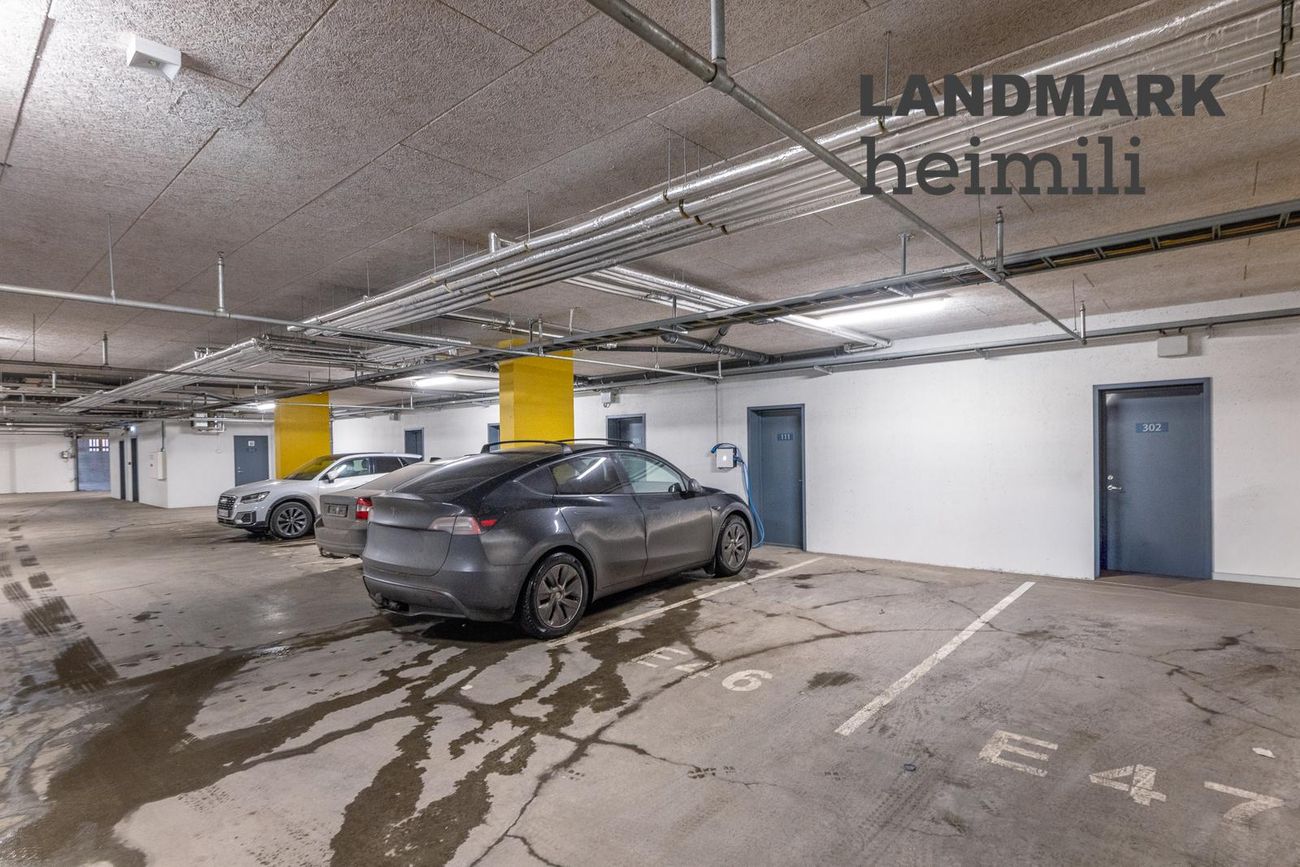 Hafnarbraut 12F, 200 Kópavogur