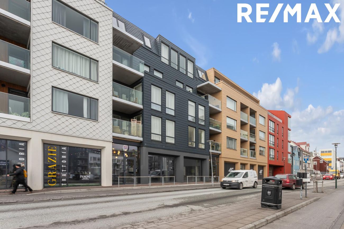 Hverfisgata 96, 101 Reykjavík