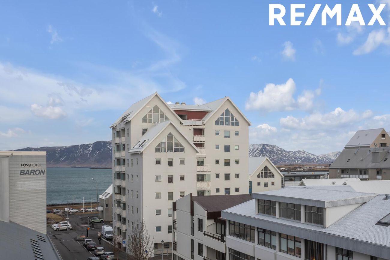 Hverfisgata 96, 101 Reykjavík