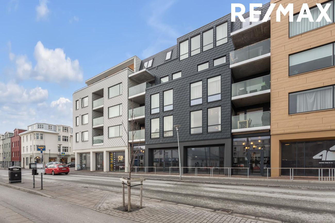 Hverfisgata 96, 101 Reykjavík