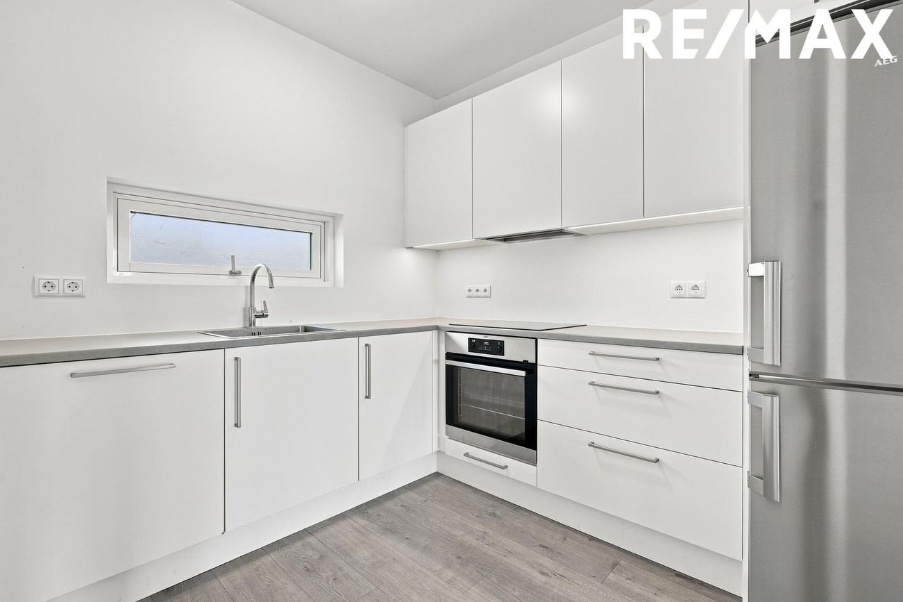 Dalsbraut 6, 260 Reykjanesbær