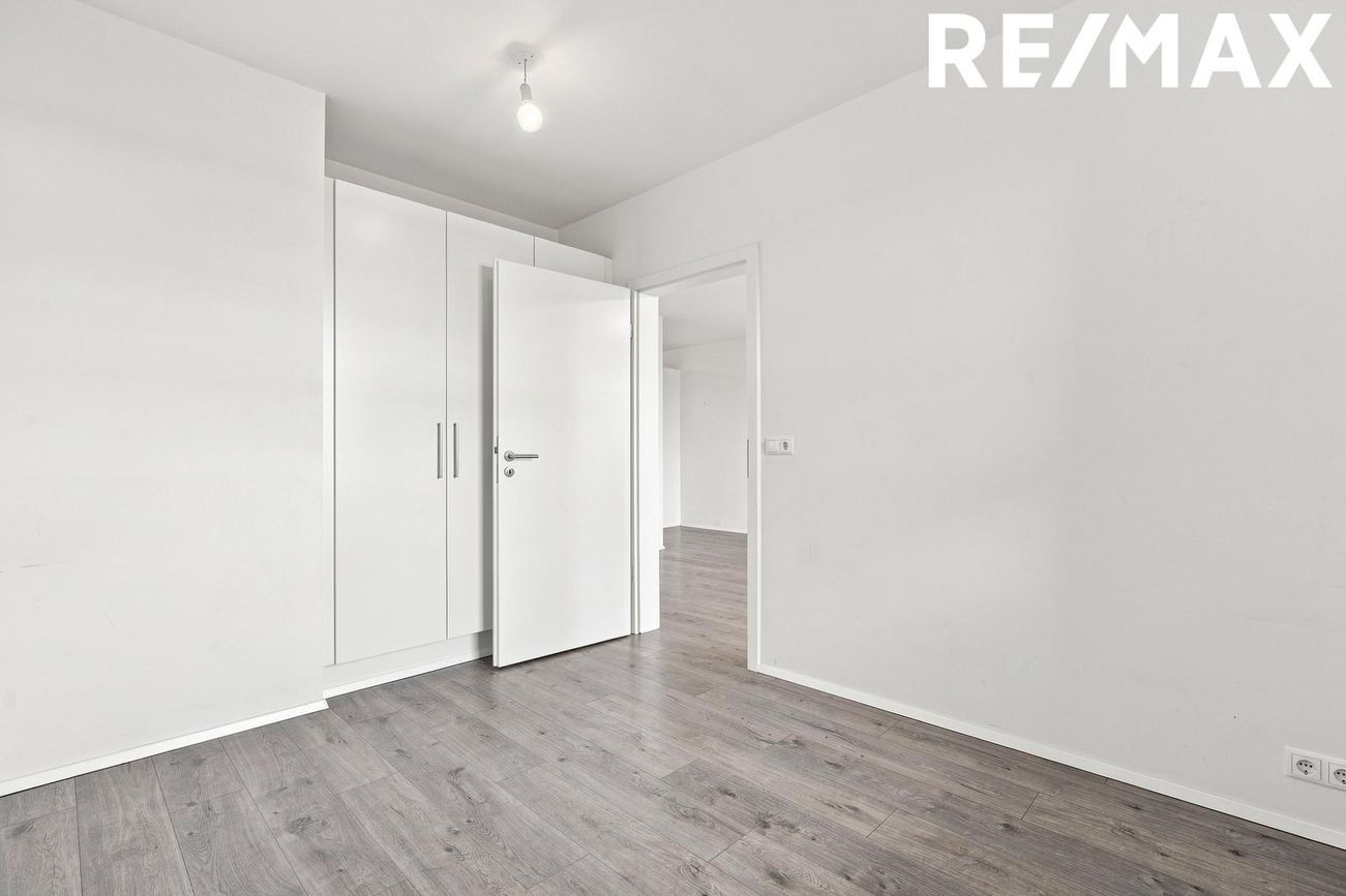 Dalsbraut 6, 260 Reykjanesbær