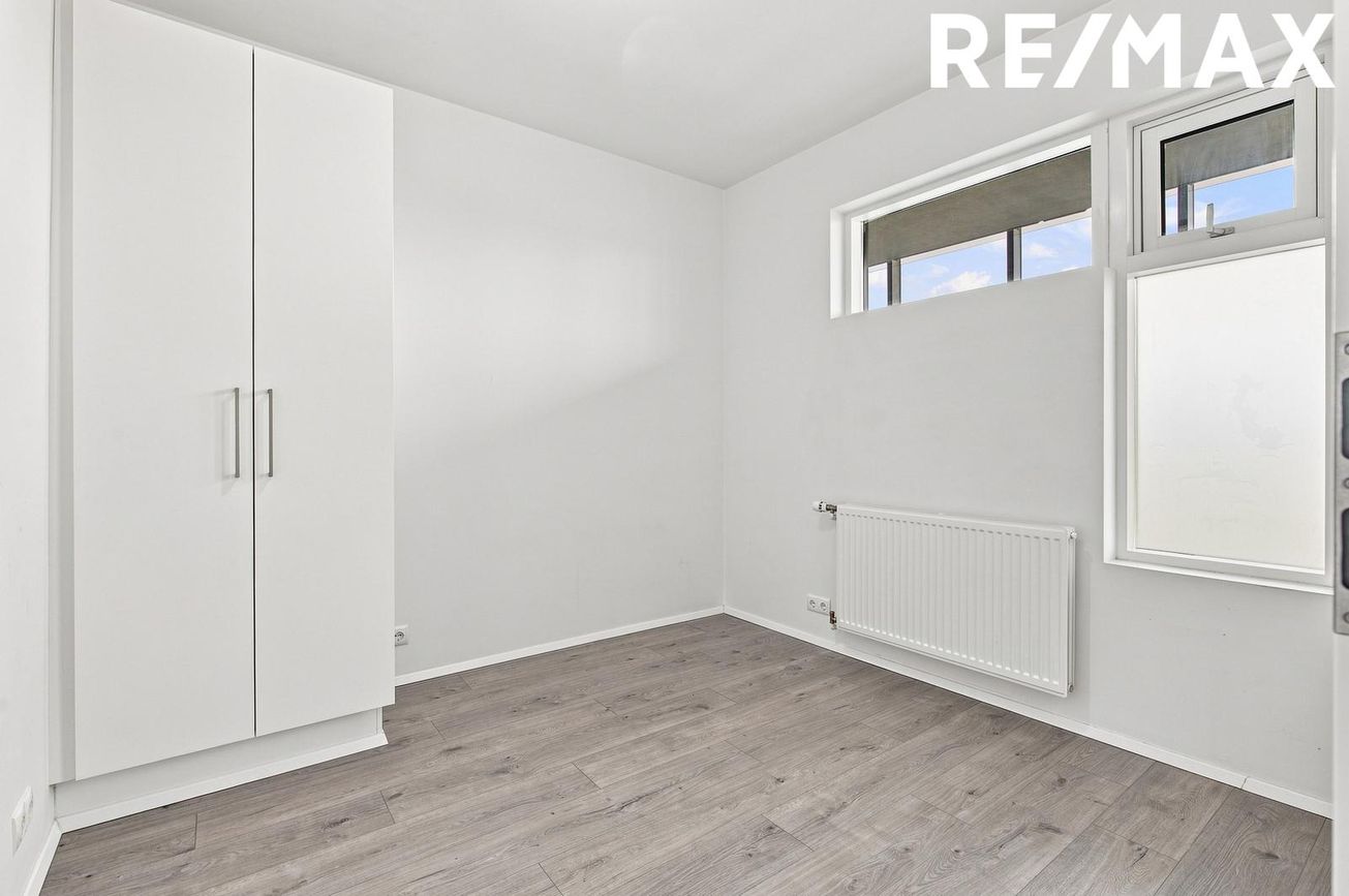 Dalsbraut 6, 260 Reykjanesbær