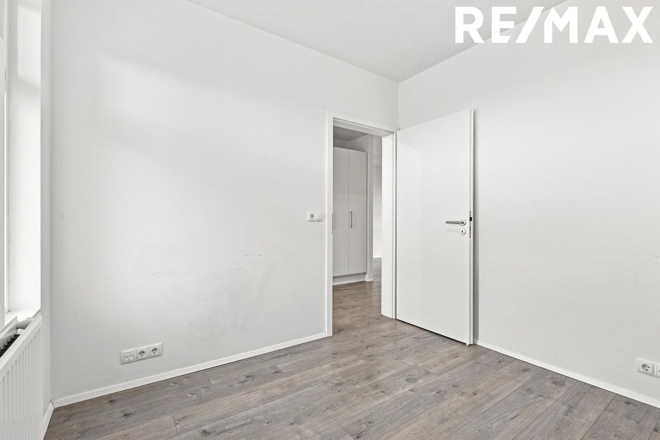 Dalsbraut 6, 260 Reykjanesbær