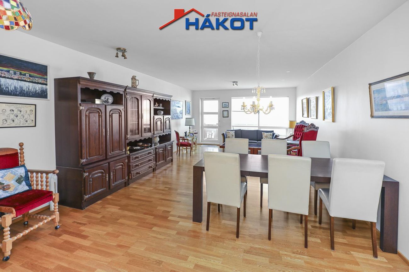 Holtsflöt 4 - 0503, 300 Akranes