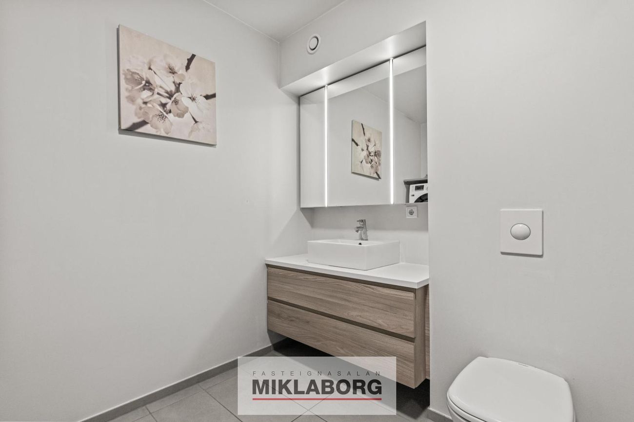 Stakkholt 2A, 105 Reykjavík