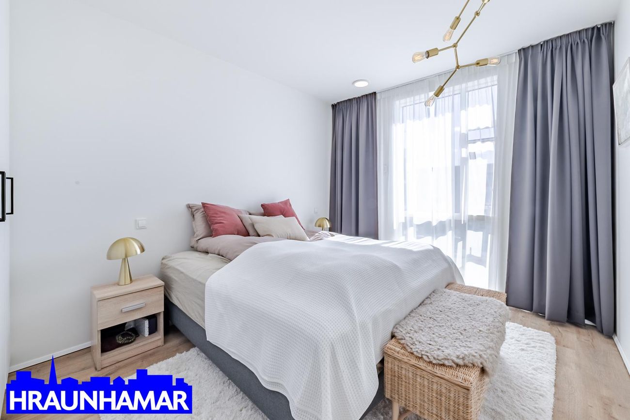 Nónhamar 2A, 221 Hafnarfjörður
