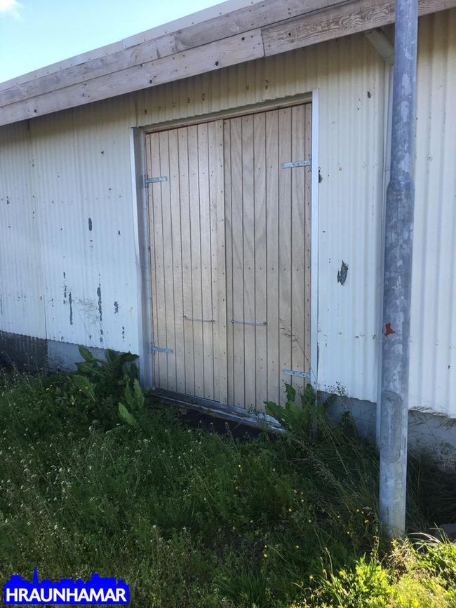 Hlíðarþúfur 200, 221 Hafnarfjörður