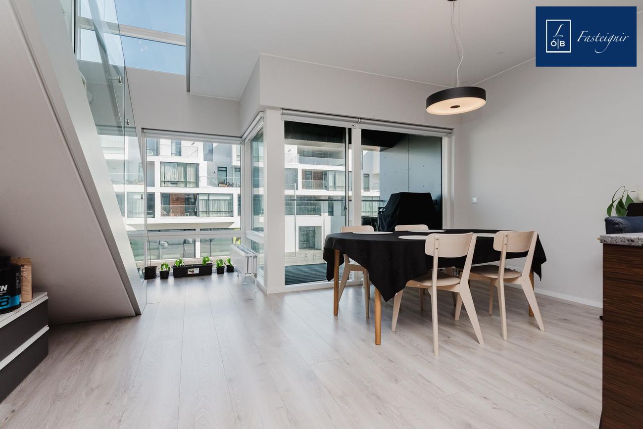 Valshlíð 16, 102 Reykjavík