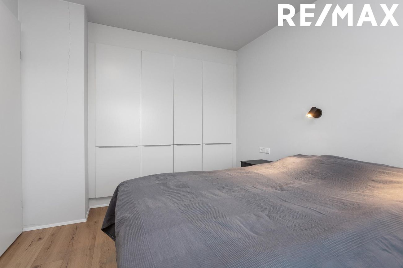 Hafnarbraut 9, 200 Kópavogur