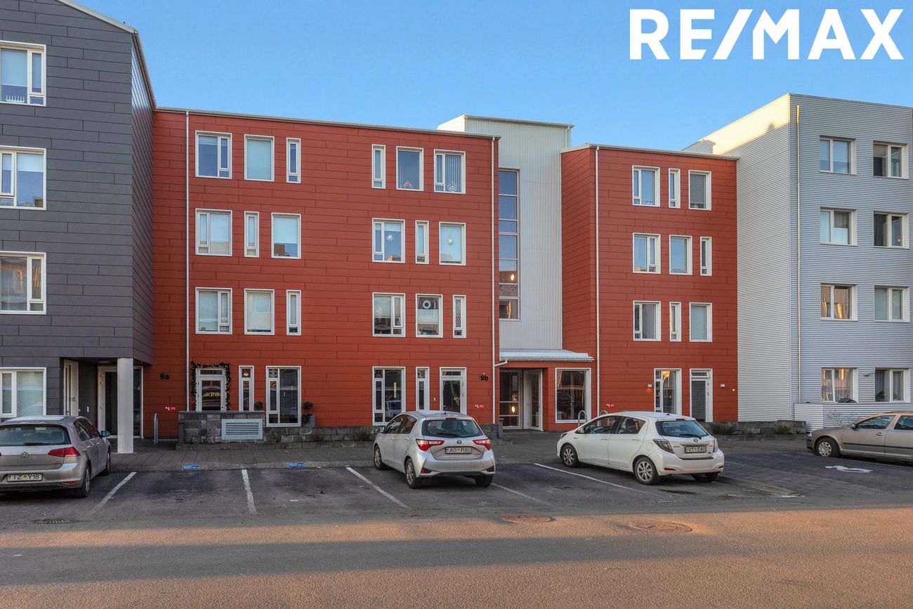 Hafnarbraut 9, 200 Kópavogur