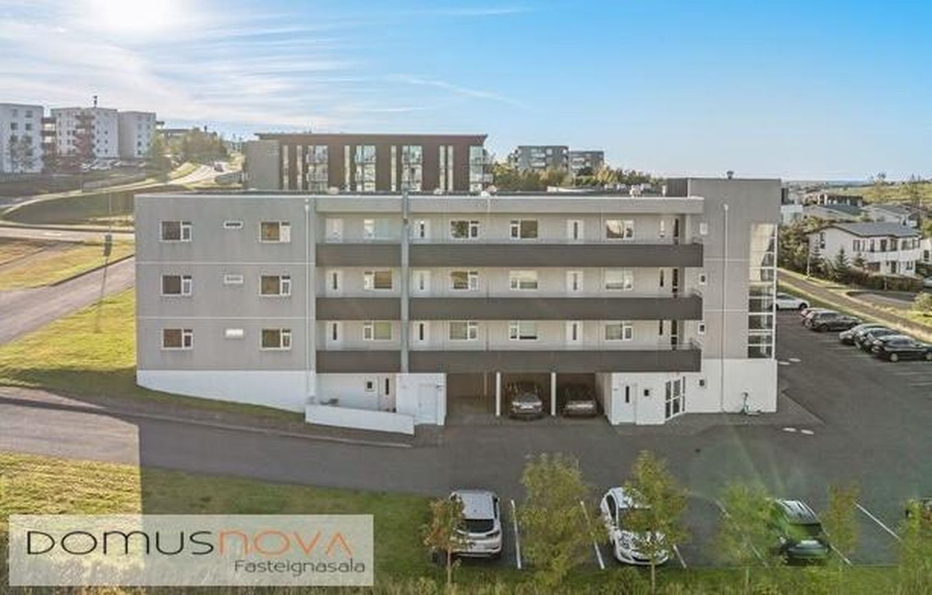 Kristnibraut 97, 113 Reykjavík