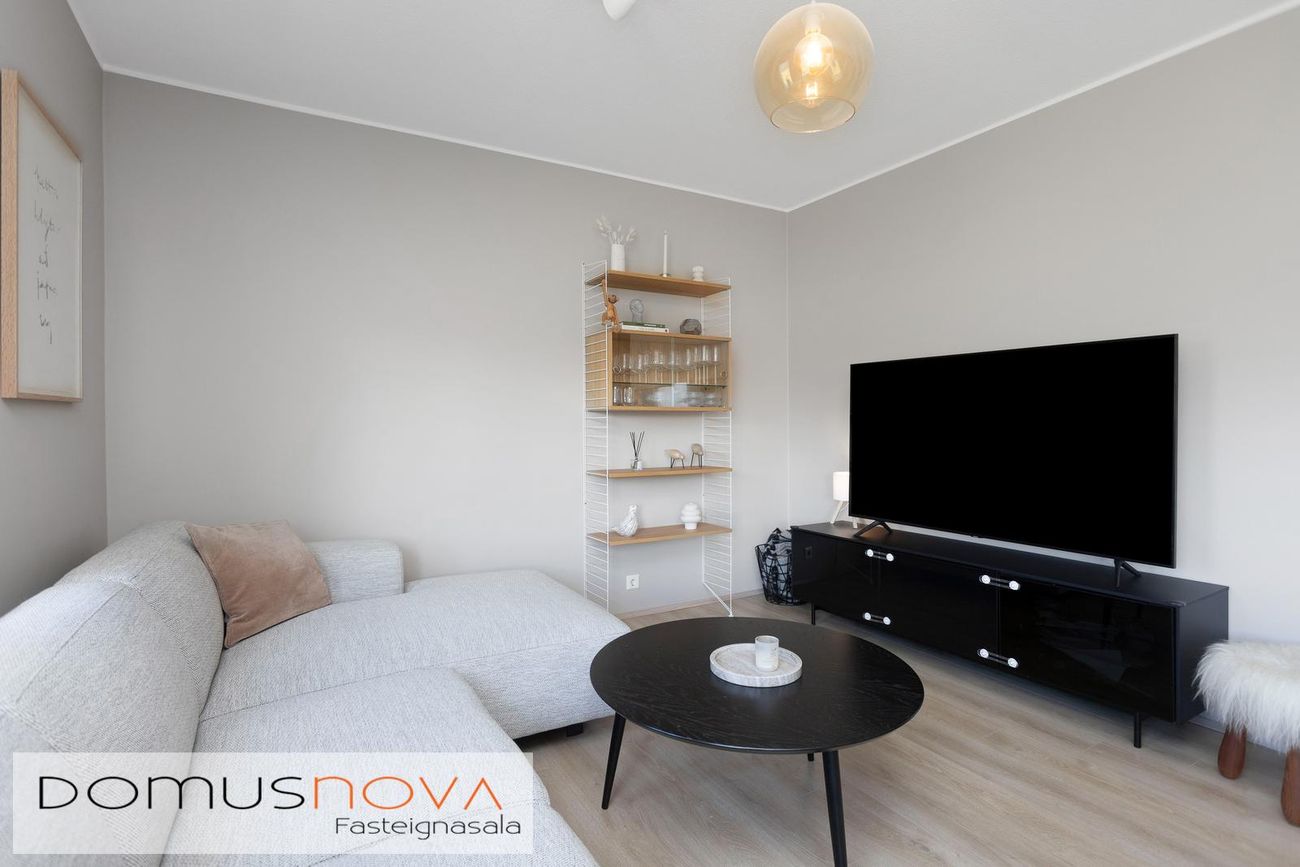 Kristnibraut 97, 113 Reykjavík