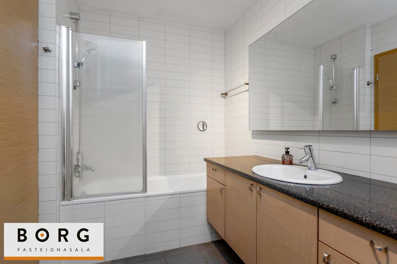 Ægisgata 5 - 0303, 101 Reykjavík