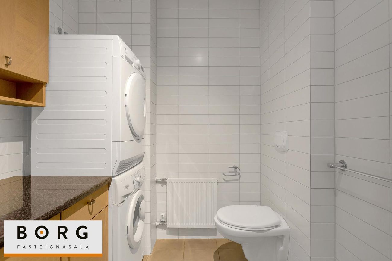 Ægisgata 5 - 0303, 101 Reykjavík