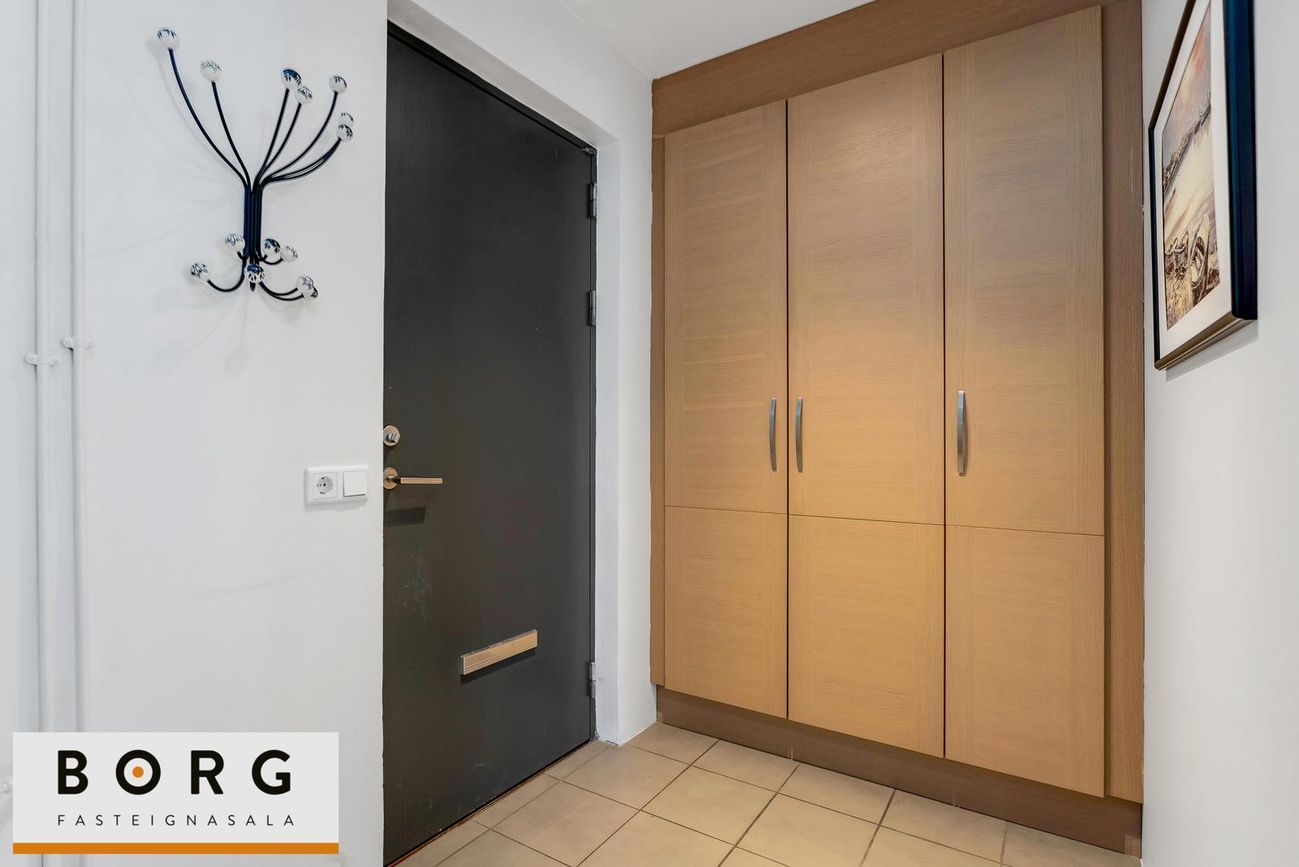 Ægisgata 5 - 0303, 101 Reykjavík