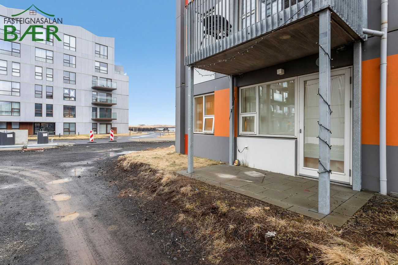 Jöfursbás 11B, 112 Reykjavík