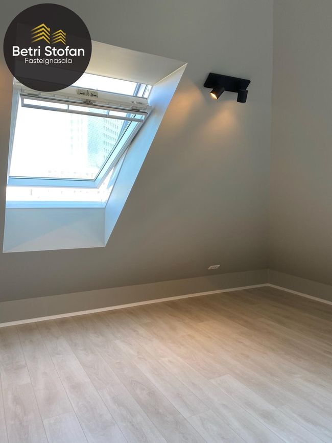 Laugavegur 145, 105 Reykjavík