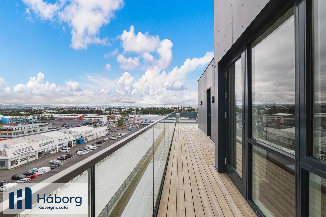 Grensásvegur 1F - 0702, 108 Reykjavík