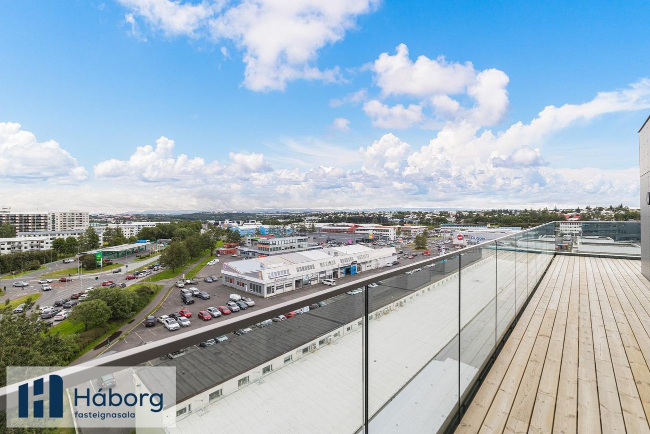 Grensásvegur 1F - 0702, 108 Reykjavík