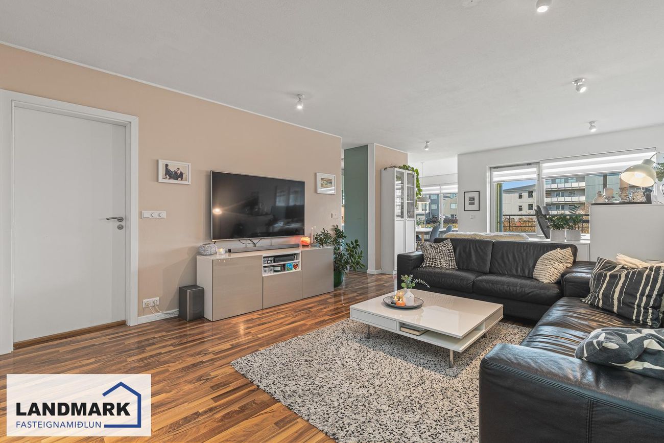 Reyrengi 1, 112 Reykjavík