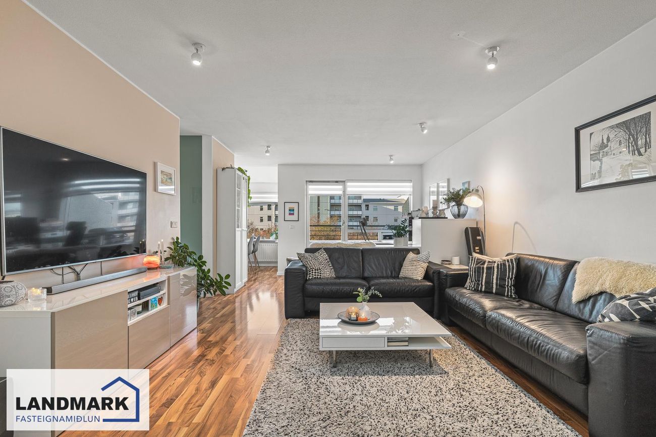 Reyrengi 1, 112 Reykjavík