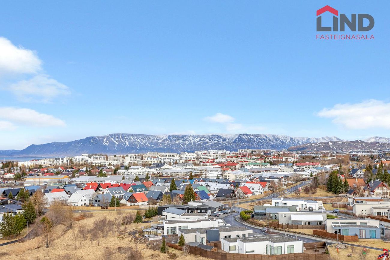 Rjúpnasalir 10, 201 Kópavogur