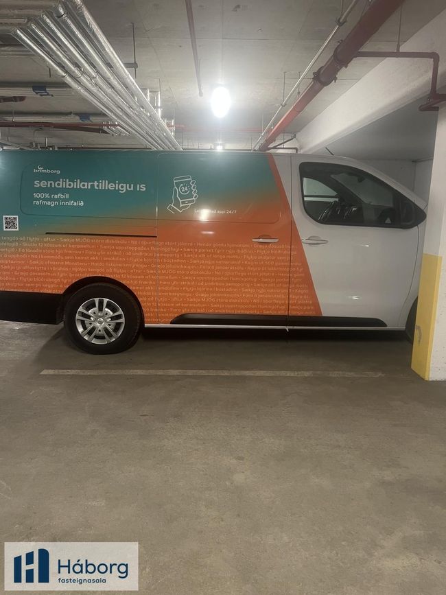 Grensásvegur 1C, 108 Reykjavík