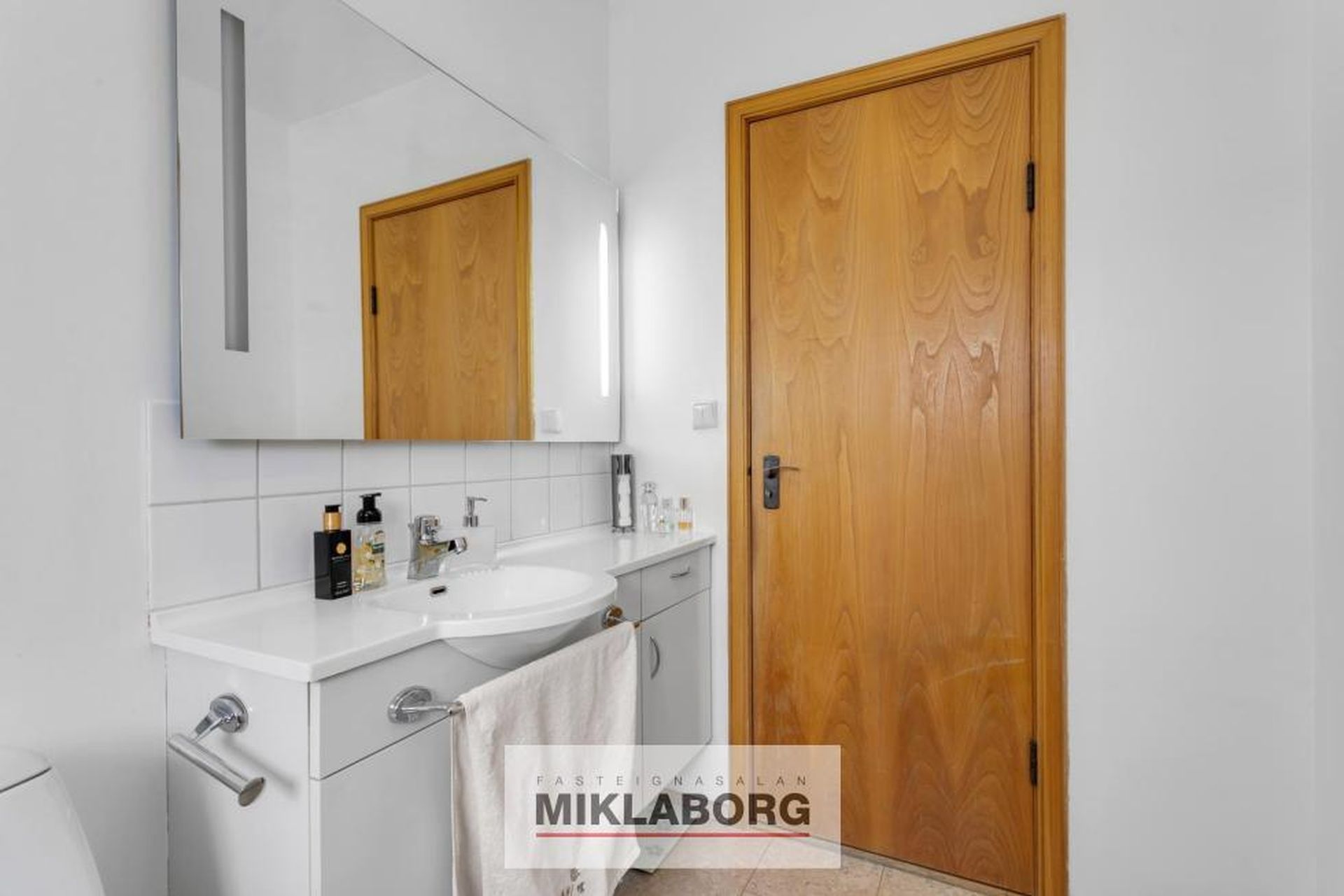 Kleppsvegur 40, 105 Reykjavík