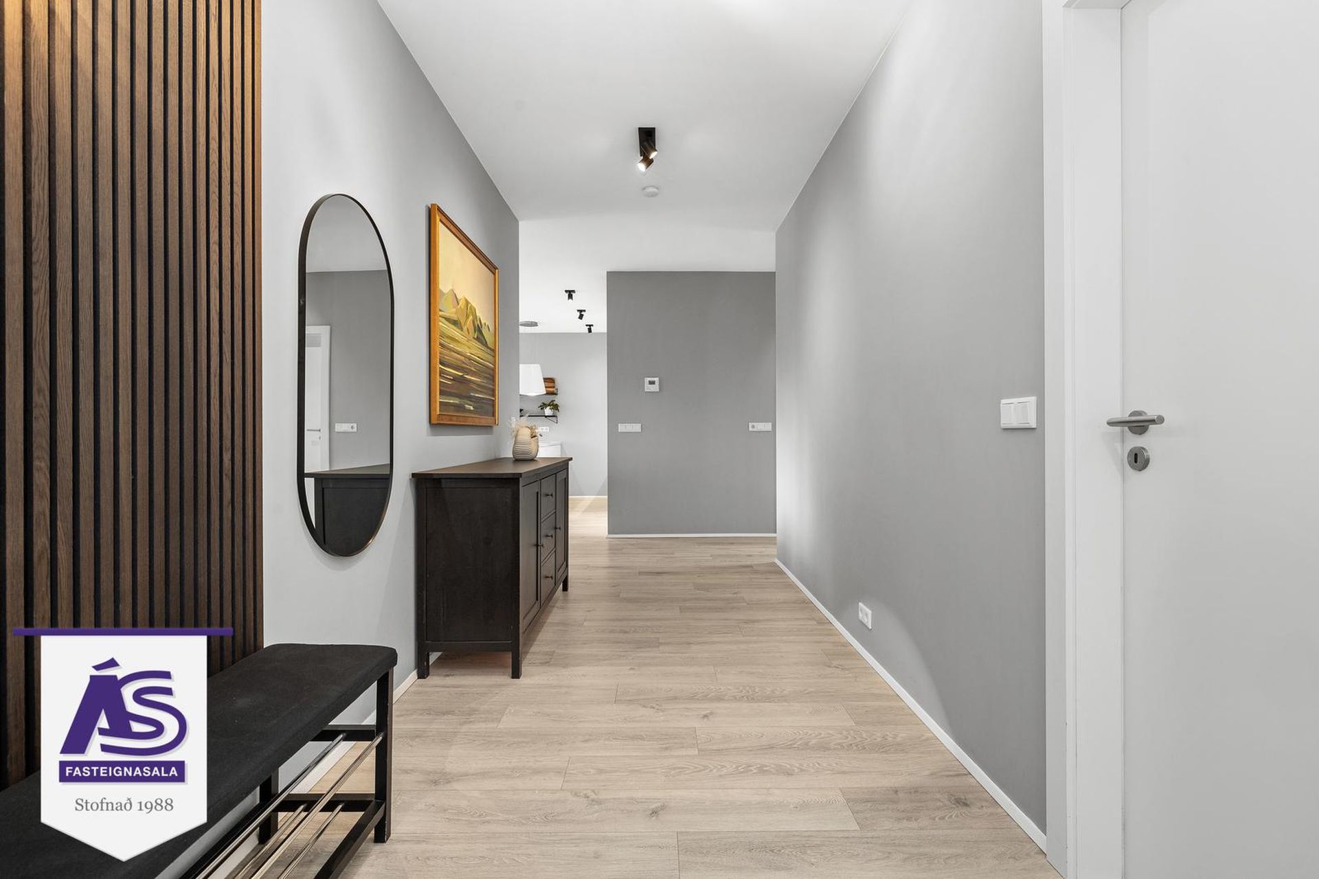 Vinastræti 8 - 0205, 210 Garðabær