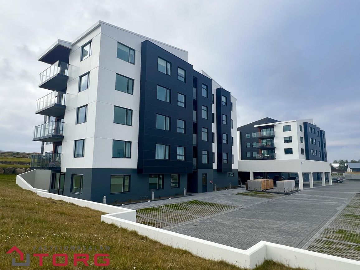 Asparlaut 24, 230 Reykjanesbær
