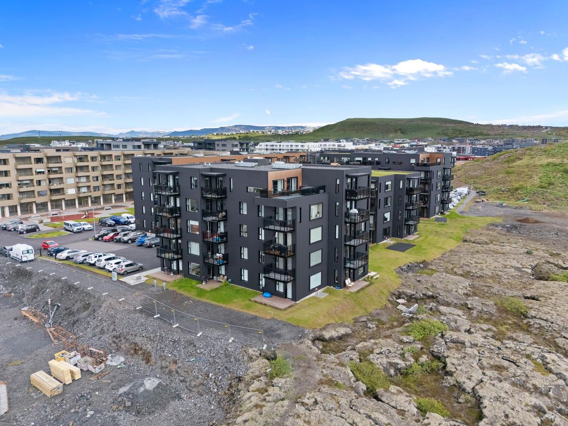 Áshamar 44 - 0304, 221 Hafnarfjörður