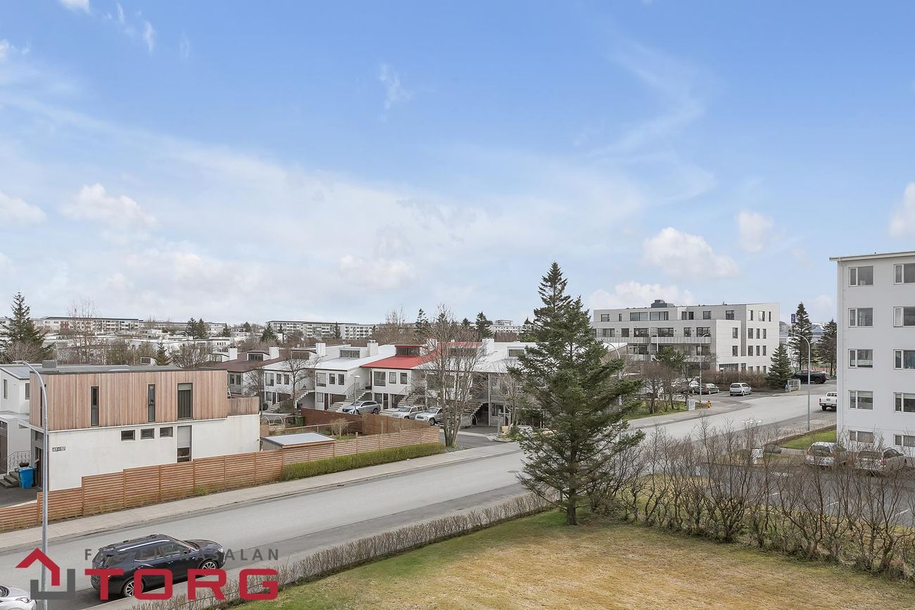 Álftamýri 18, 108 Reykjavík
