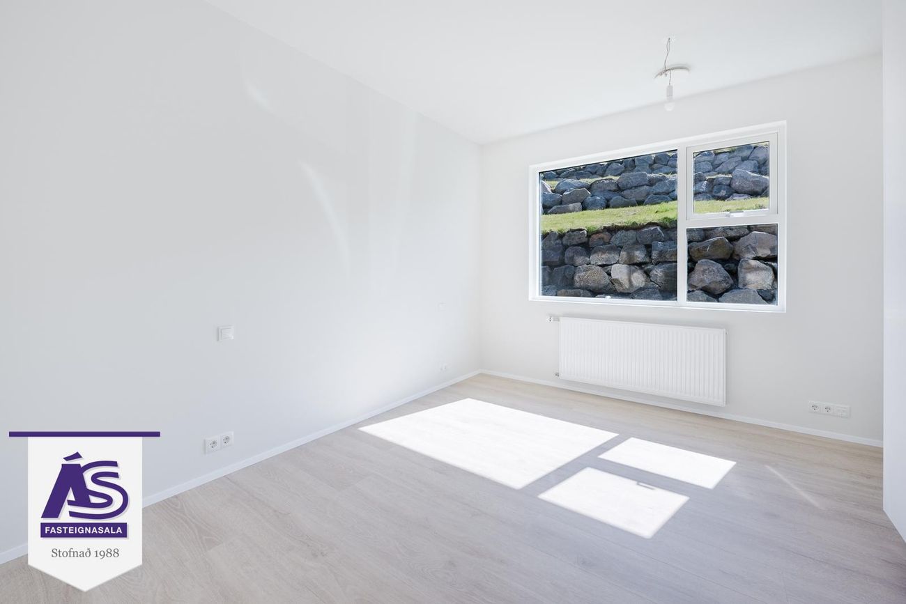 Baughamar 3 - 0501, 221 Hafnarfjörður