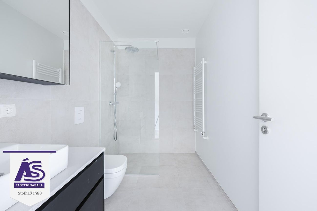 Baughamar 3 - 0501, 221 Hafnarfjörður