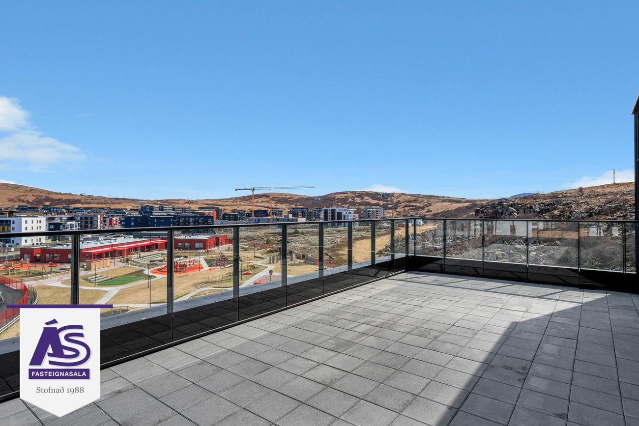 Áshamar 56, 221 Hafnarfjörður