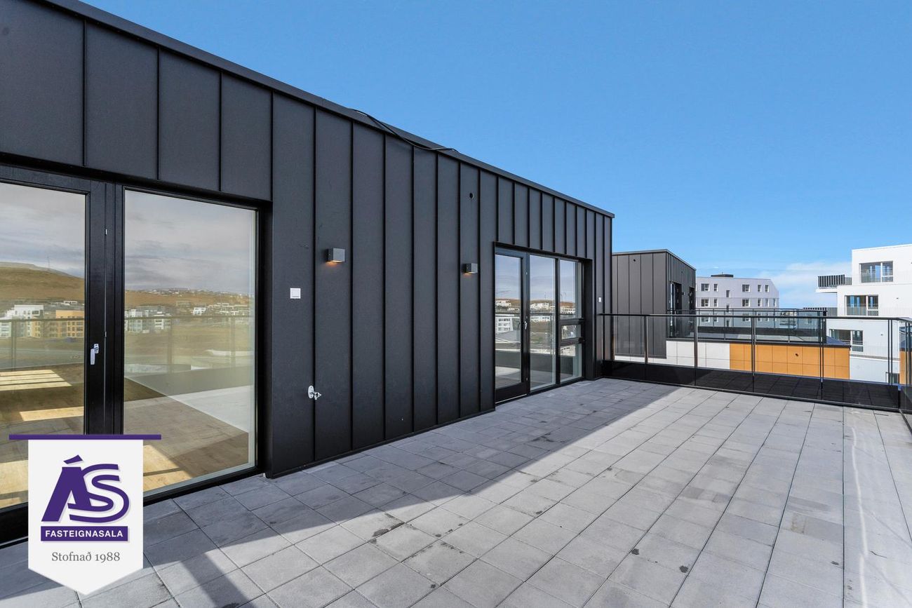 Áshamar 56, 221 Hafnarfjörður