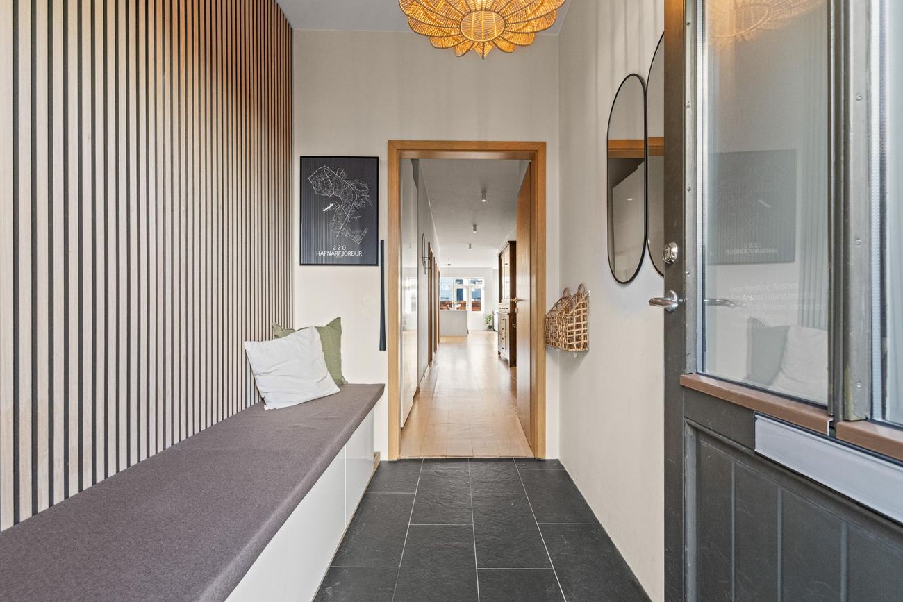 Drekavellir 4, 221 Hafnarfjörður