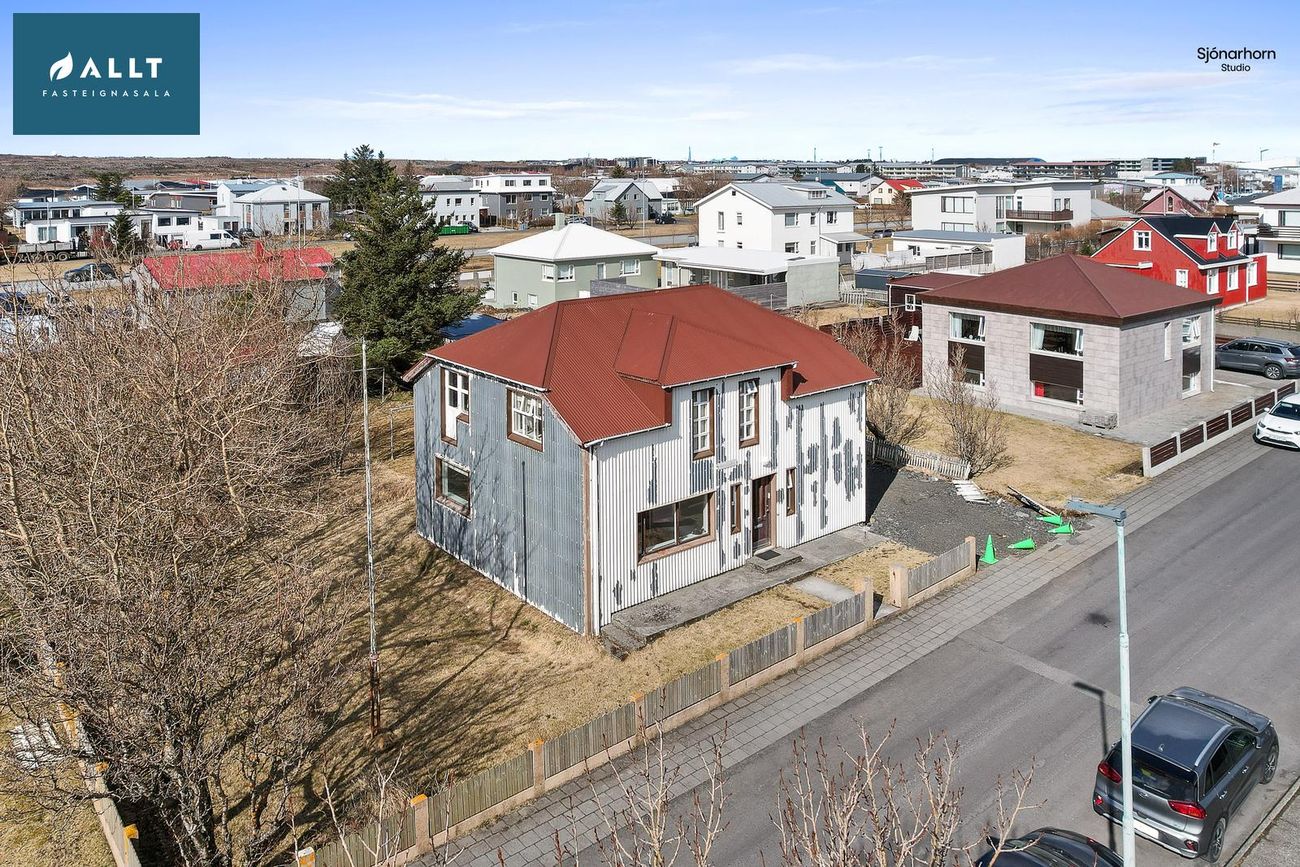 Klapparstígur 16, 260 Reykjanesbær