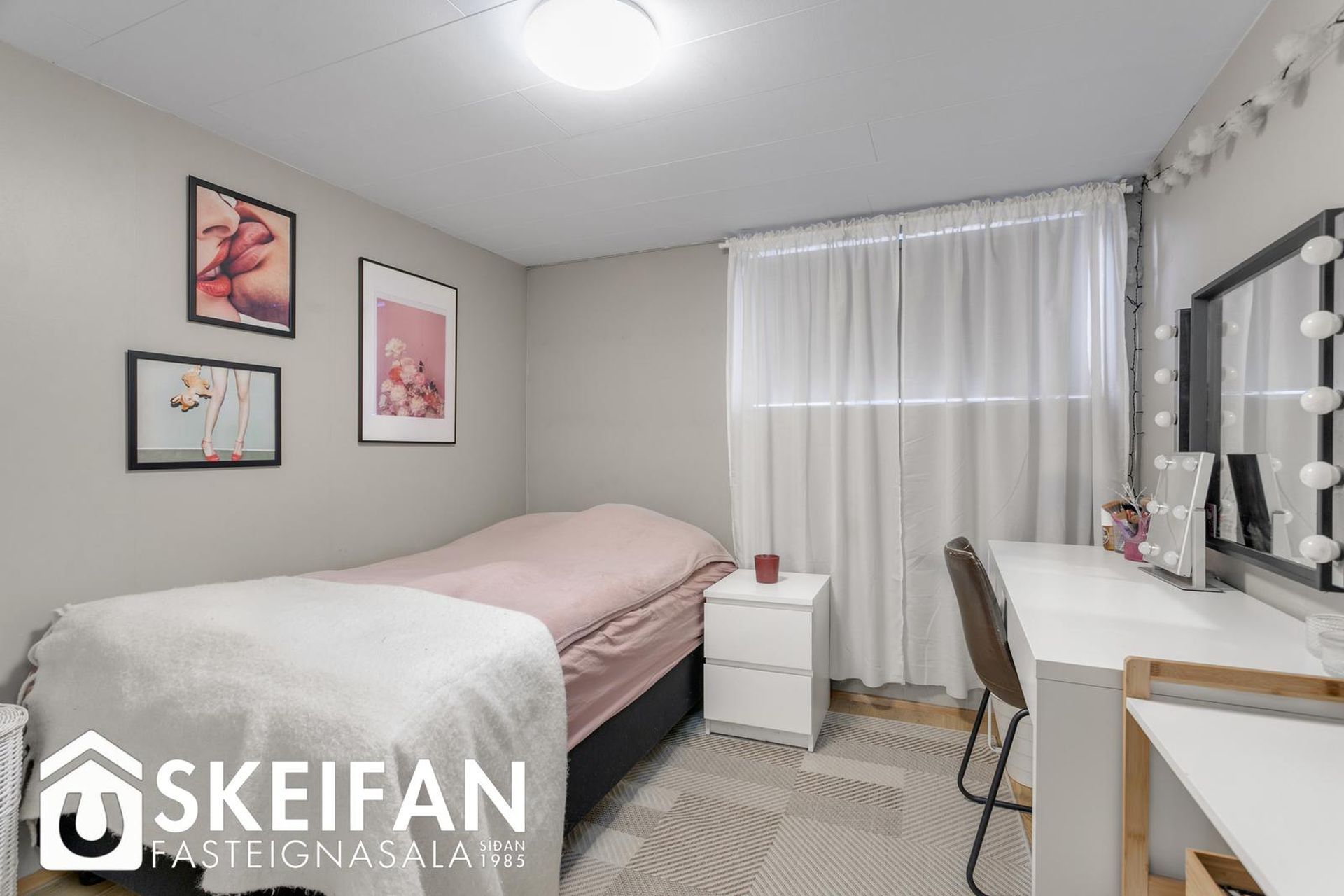 Sæviðarsund 25, 104 Reykjavík