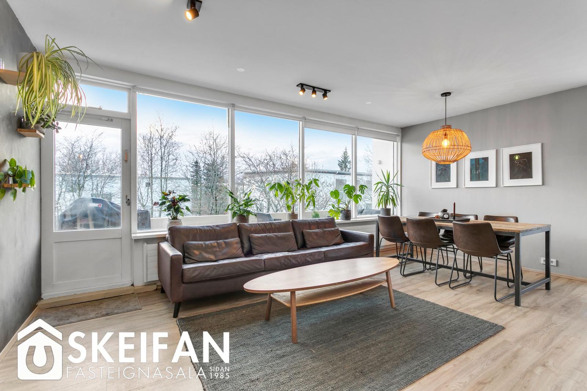 Sæviðarsund 25, 104 Reykjavík