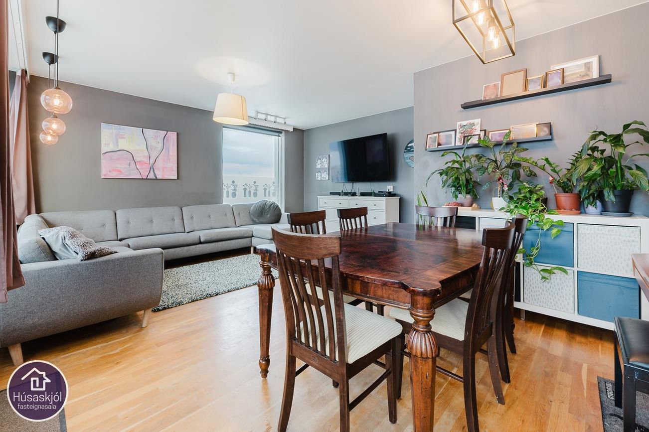 Leirubakki 16 - 0302, 109 Reykjavík