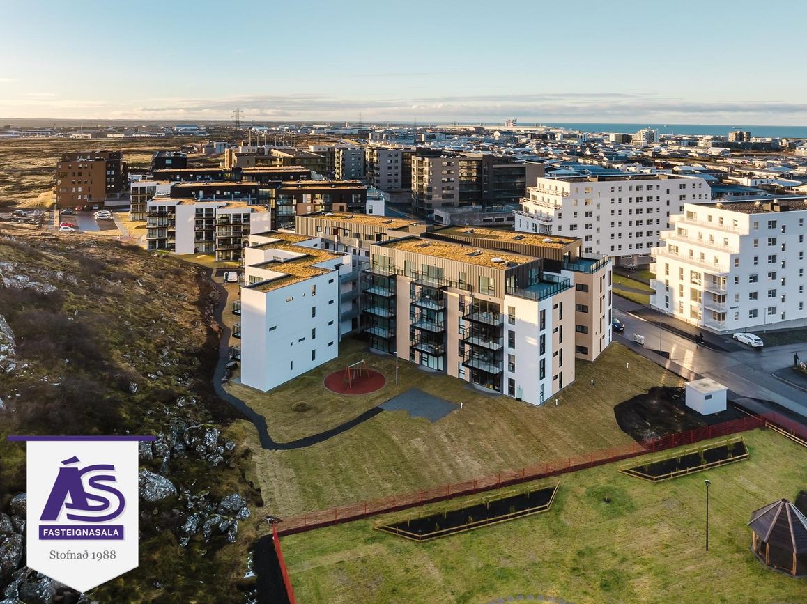 Áshamar 56, 221 Hafnarfjörður