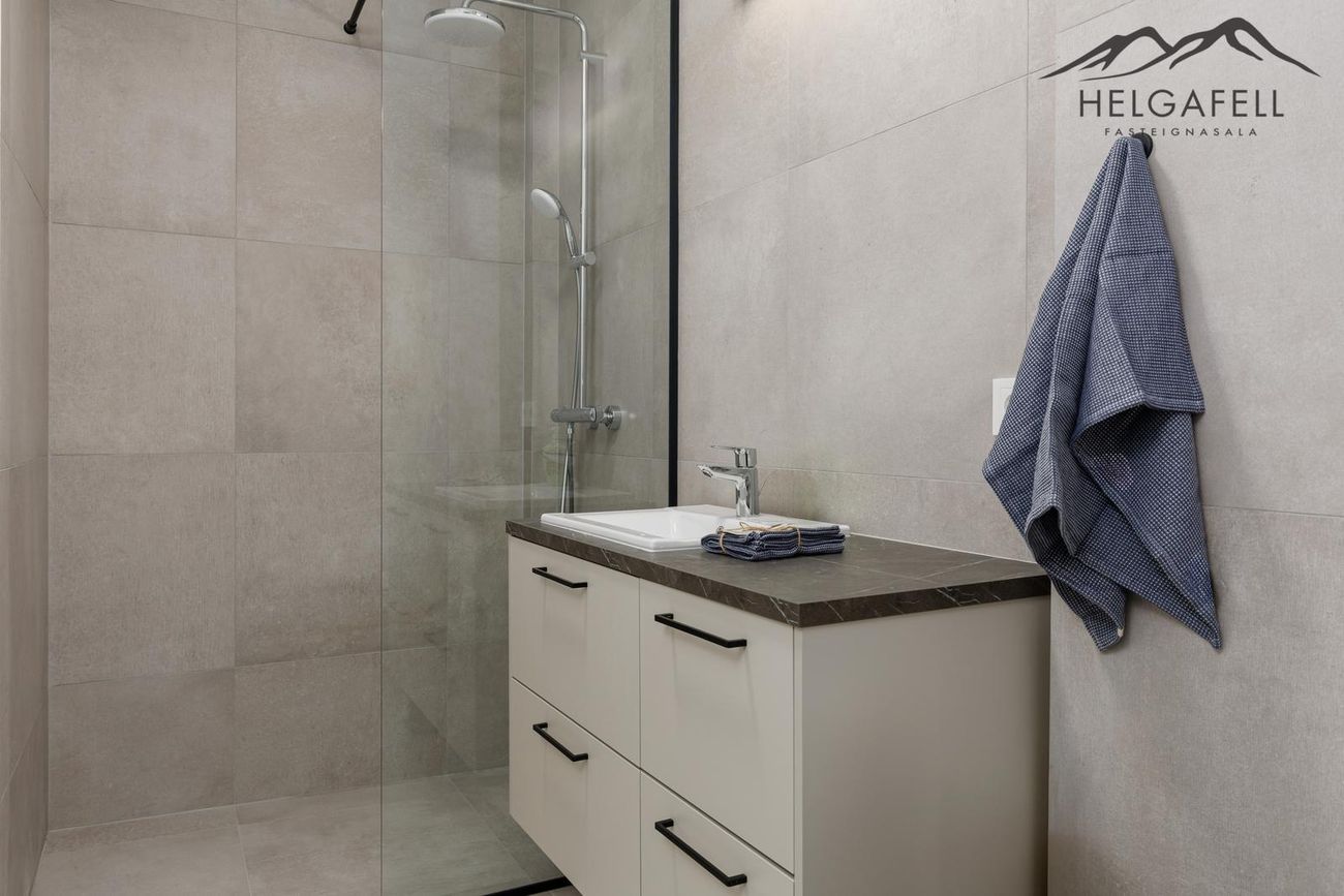 Áshamar 5 - 0303, 221 Hafnarfjörður