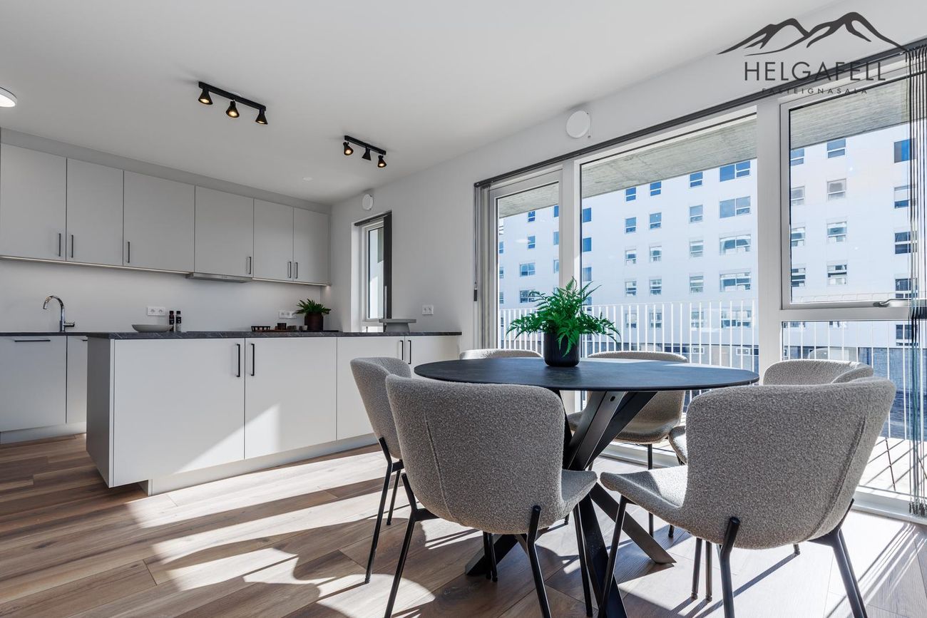 Áshamar 5 - 0303, 221 Hafnarfjörður