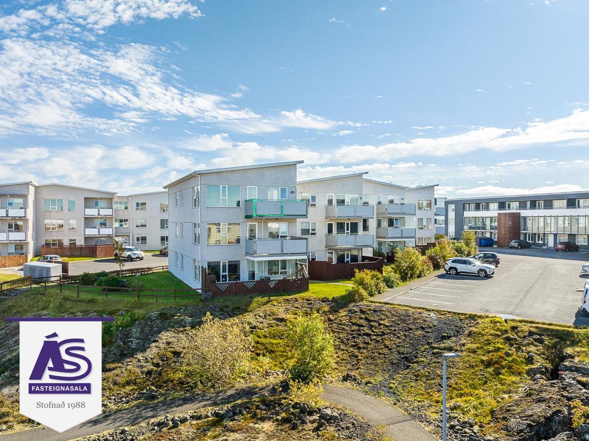 Burknavellir 3, 221 Hafnarfjörður