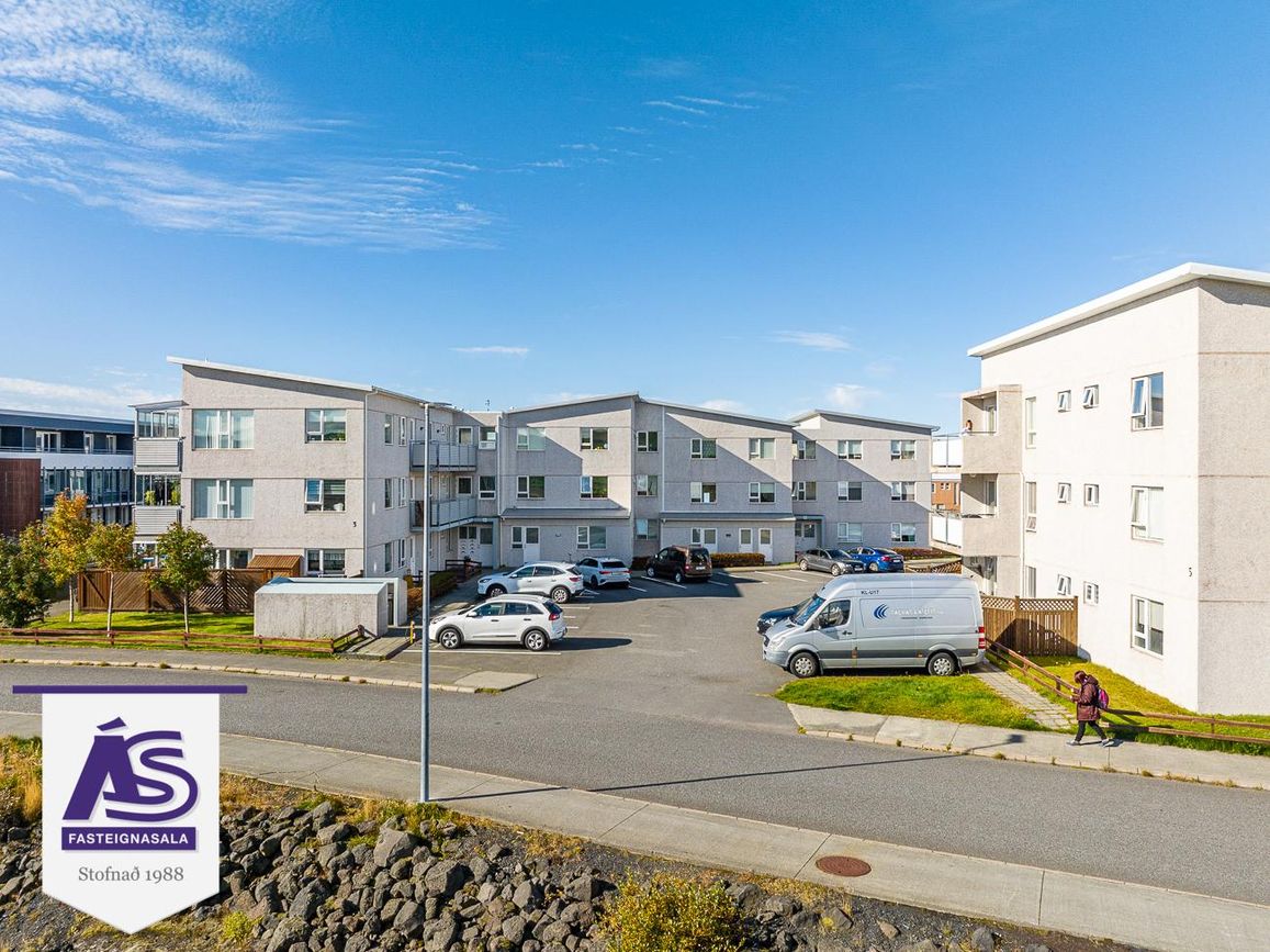Burknavellir 3, 221 Hafnarfjörður