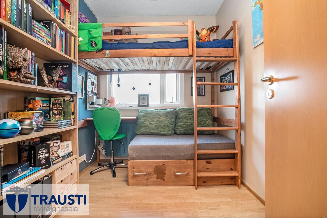 Lerkigrund 1, 300 Akranes